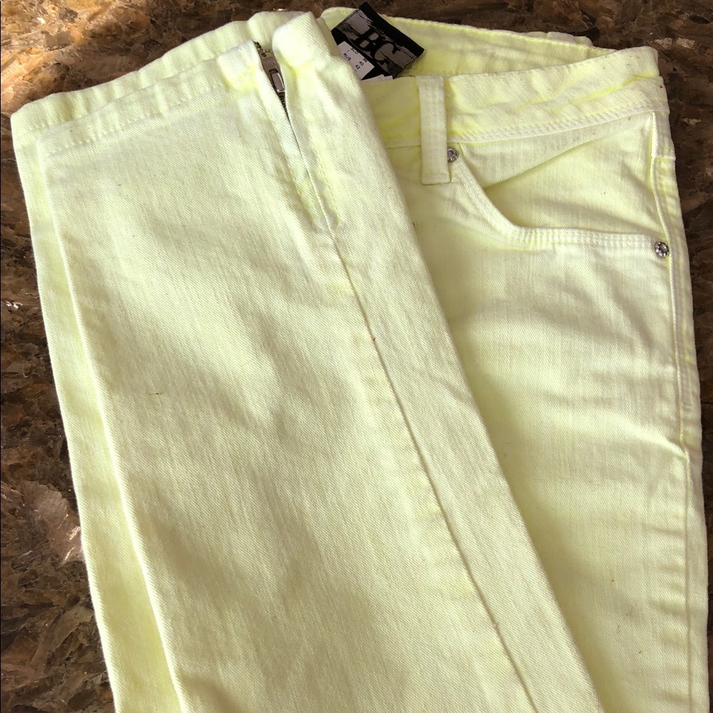 Women jeans